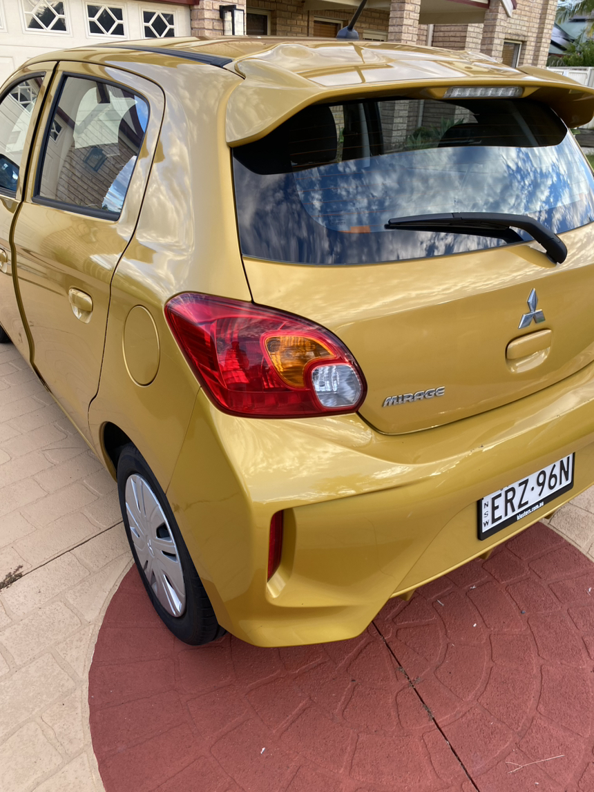 今日纽卡素 出售2022款 Mitsubishi Mirage 三厢轿车 出售2022款 Mitsubishi Mirage 三厢轿车