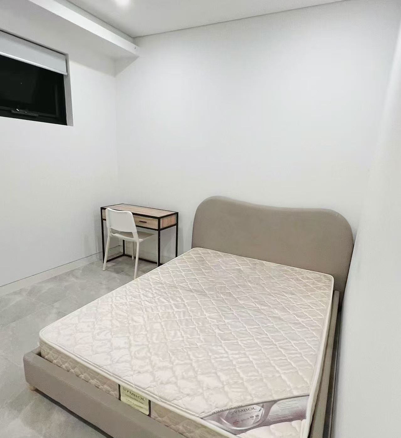 今日卧龙岗Hurstville 新双砖House安静大单间出租 Hurstville 新双砖House安静大单间出租
