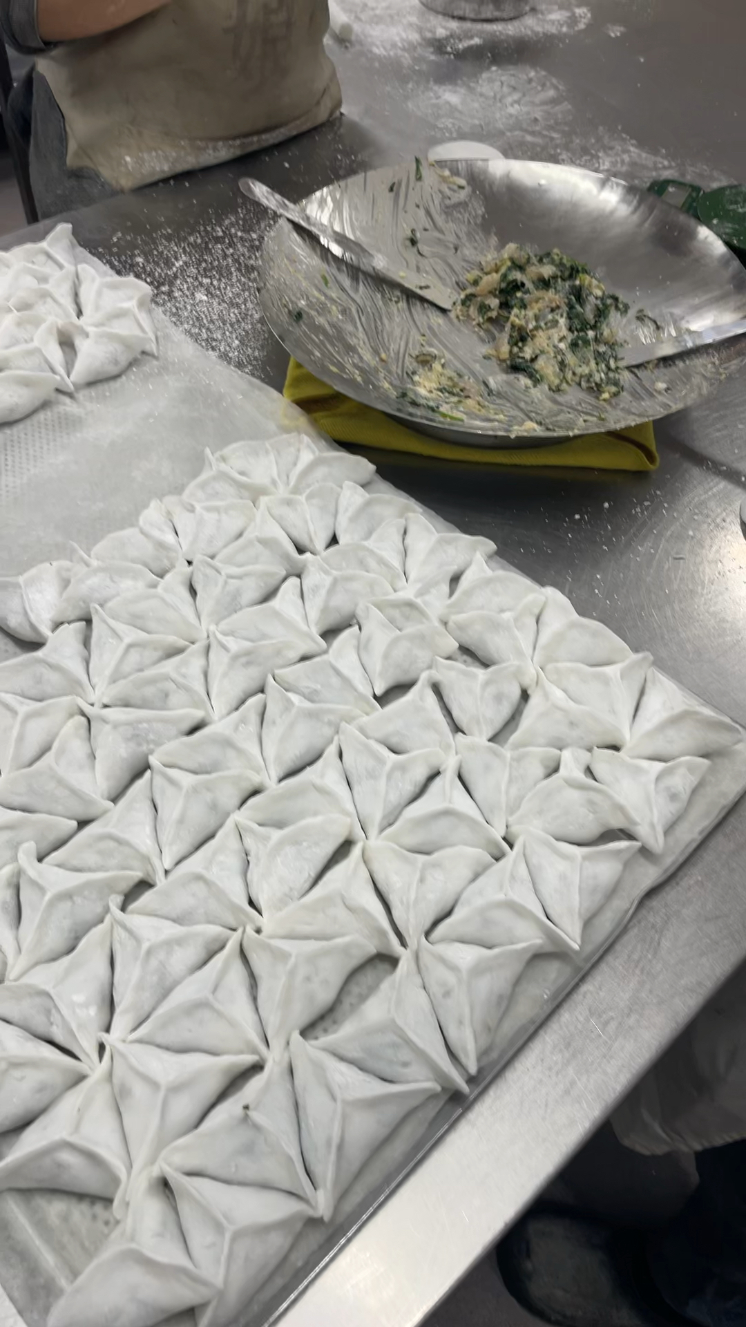 今日墨尔本急聘 点心烧麦工招聘2人 急聘 点心烧麦工招聘2人