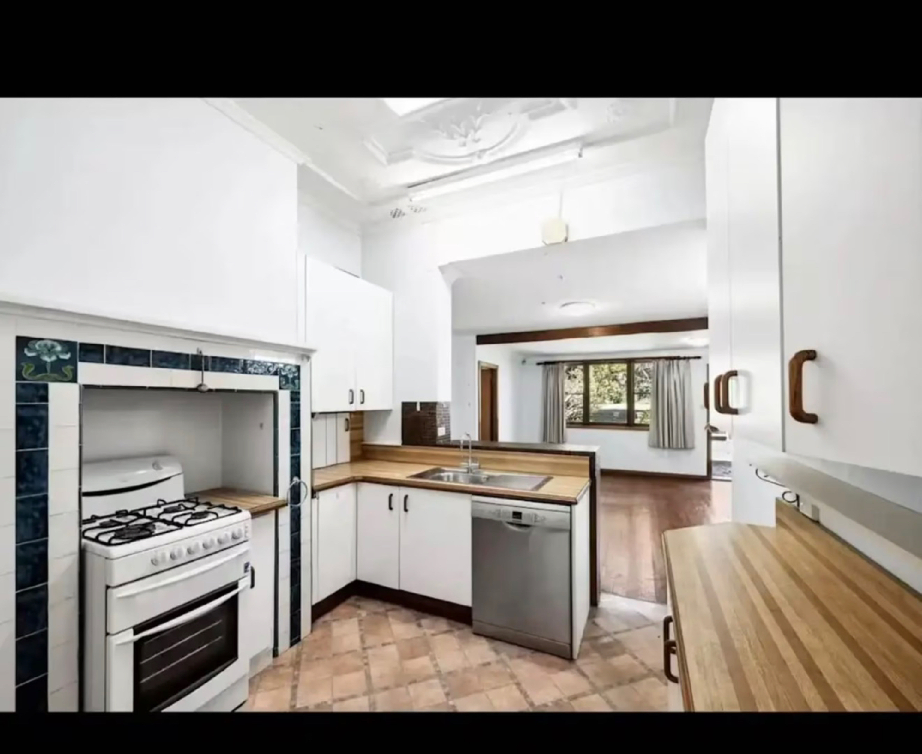 今日珀斯Strathfield strathfield 单间招租 现有1个房间 300pw 包bills Strathfield strathfield 单间招租 现有1个房间 300pw 包bills