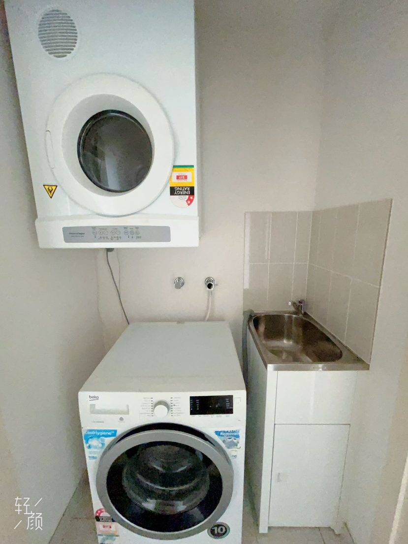 今日珀斯Zetland 两室两卫全屋空调提供家具家电 Zetland 两室两卫全屋空调提供家具家电