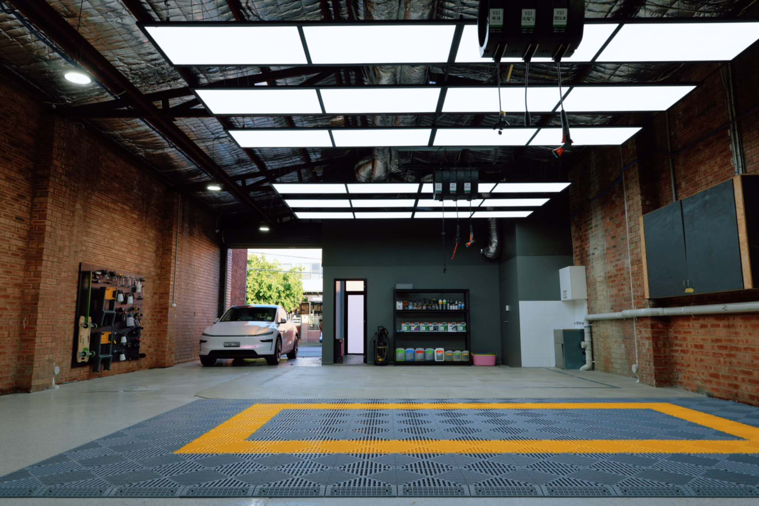 今日悉尼Automotive workshop Assistant 招聘1人 Automotive workshop Assistant 招聘1人