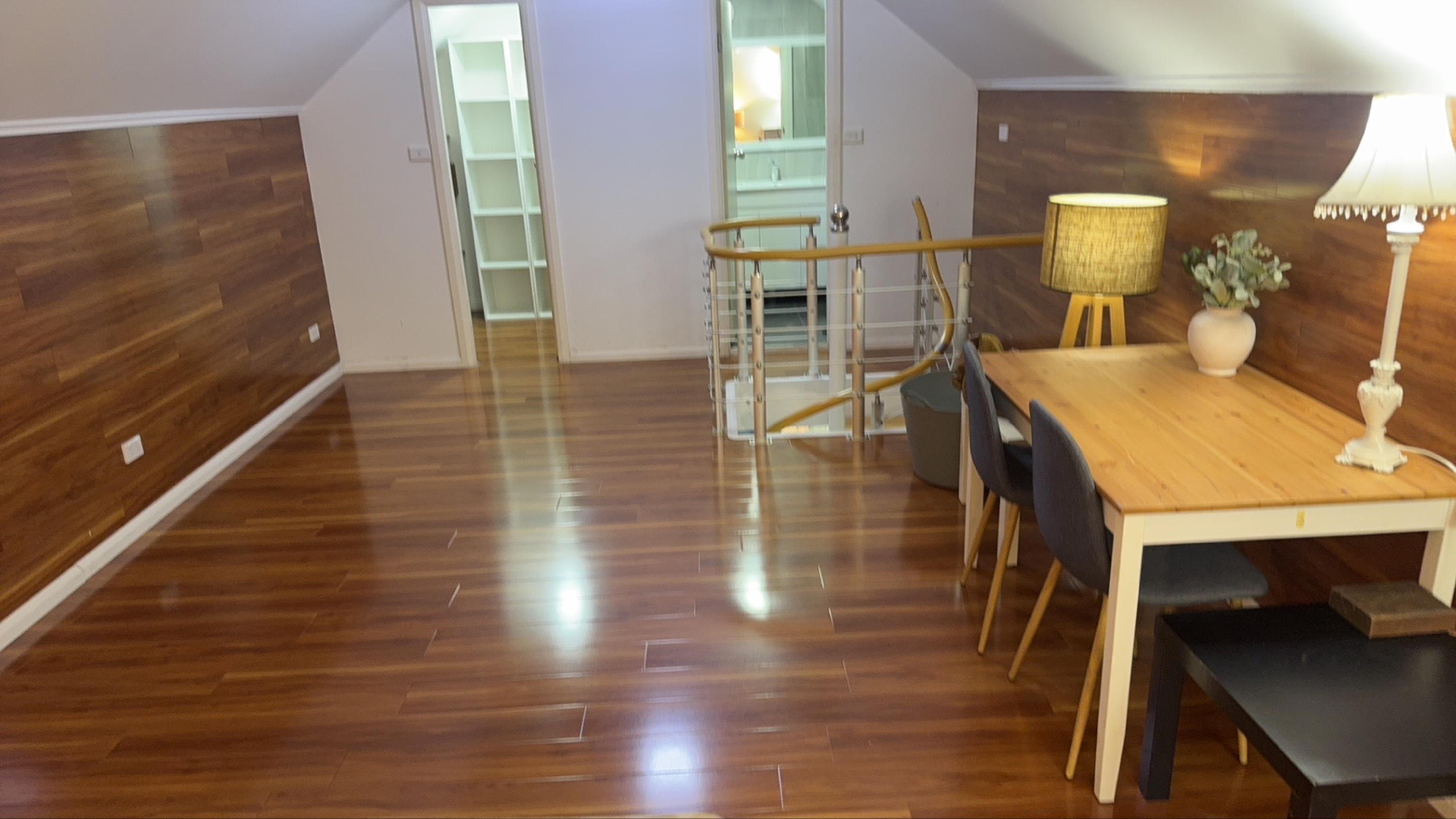 今日悉尼Ashfield Huge master room and study room total Price 340 Ashfield Huge master room and study room total Price 340
