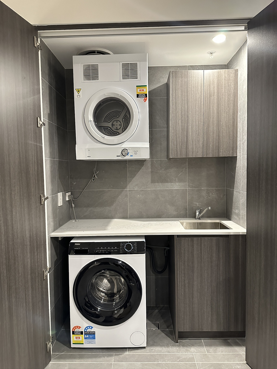 今日悉尼Homebush 全新Apartment 三房两卫两个次卧房间招租 Homebush 全新Apartment 三房两卫两个次卧房间招租