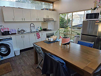 Burwood  Townhouse 独立一房带卫浴出租