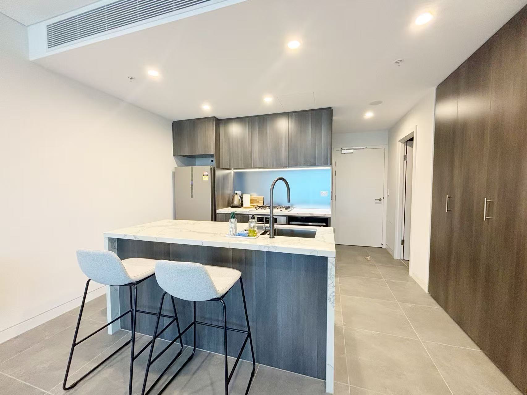 今日悉尼Lidcombe 全家具1房1卫1车位新近公寓出租760一周 Lidcombe 全家具1房1卫1车位新近公寓出租760一周