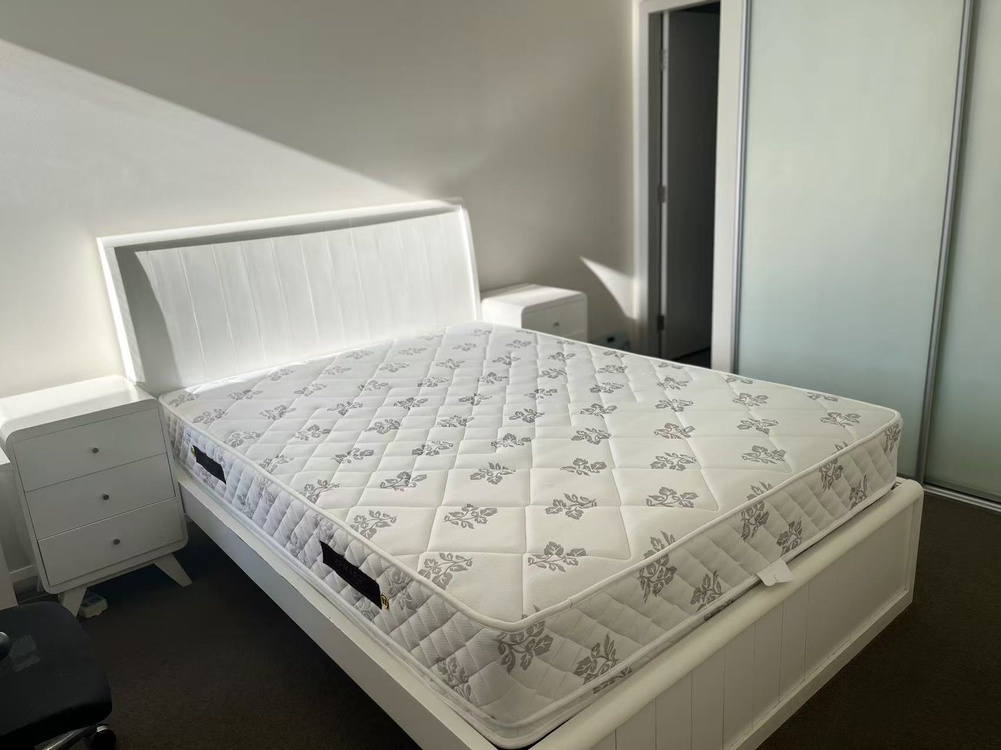 今日悉尼Hurstville 近新apartment 主人套房出租包家具及所有bills 可提供车位30周 Hurstville 近新apartment 主人套房出租包家具及所有bills 可提供车位30周