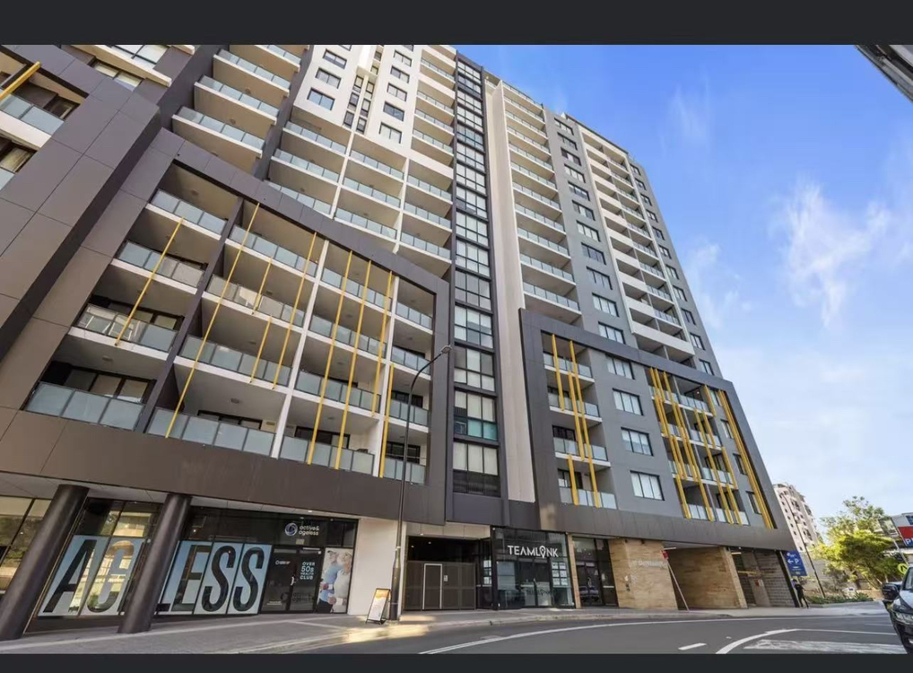 今日悉尼Hurstville 近新apartment 主人套房出租包家具及所有bills 可提供车位30周 Hurstville 近新apartment 主人套房出租包家具及所有bills 可提供车位30周