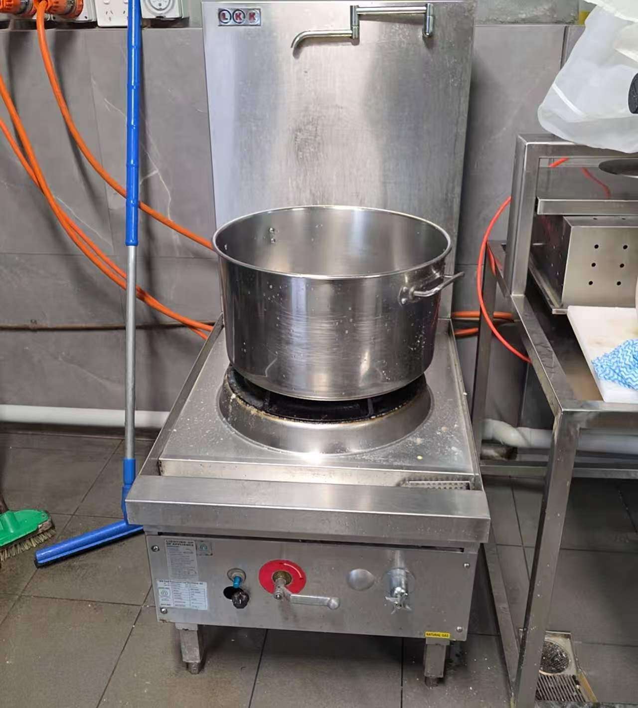 今日珀斯ew 出闲置汤炉 煎饺机 热吧 ew 出闲置汤炉 煎饺机 热吧