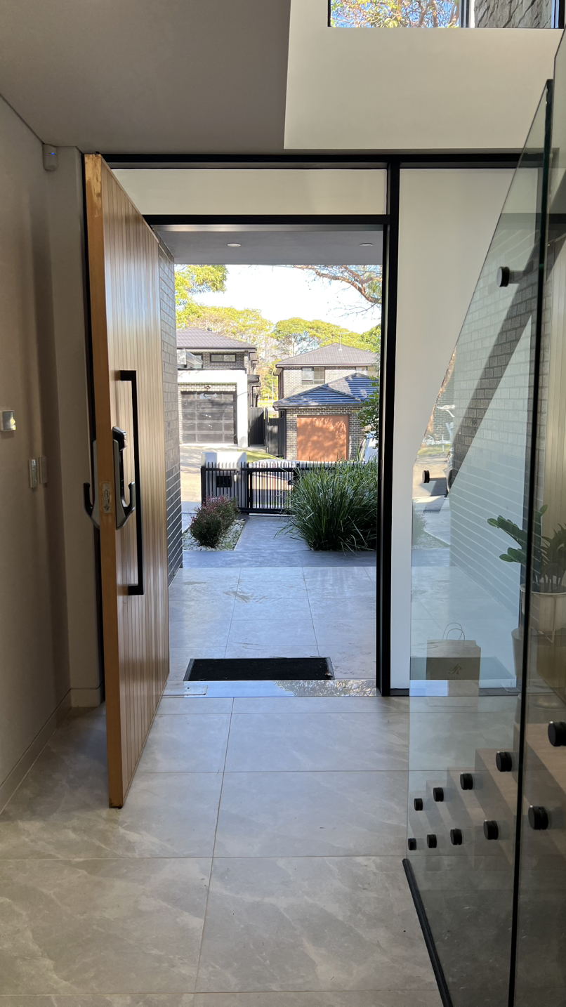 今日卧龙岗Hurstville 新双砖House安静大单间出租 Hurstville 新双砖House安静大单间出租