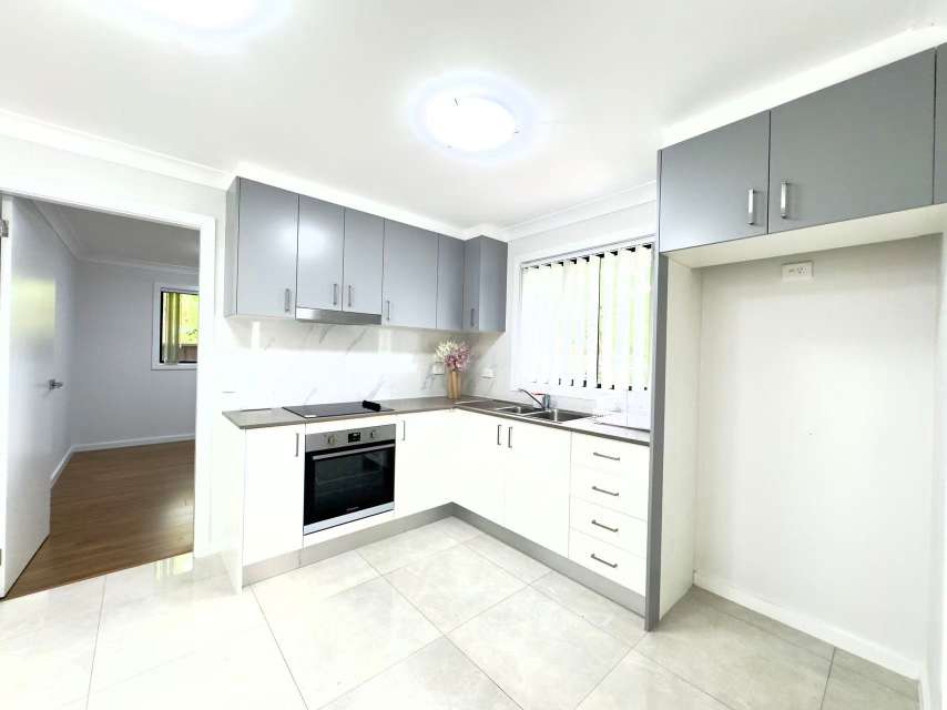 今日悉尼Kingsgrove Granny Flat 3房2卫有出组 Kingsgrove Granny Flat 3房2卫有出组