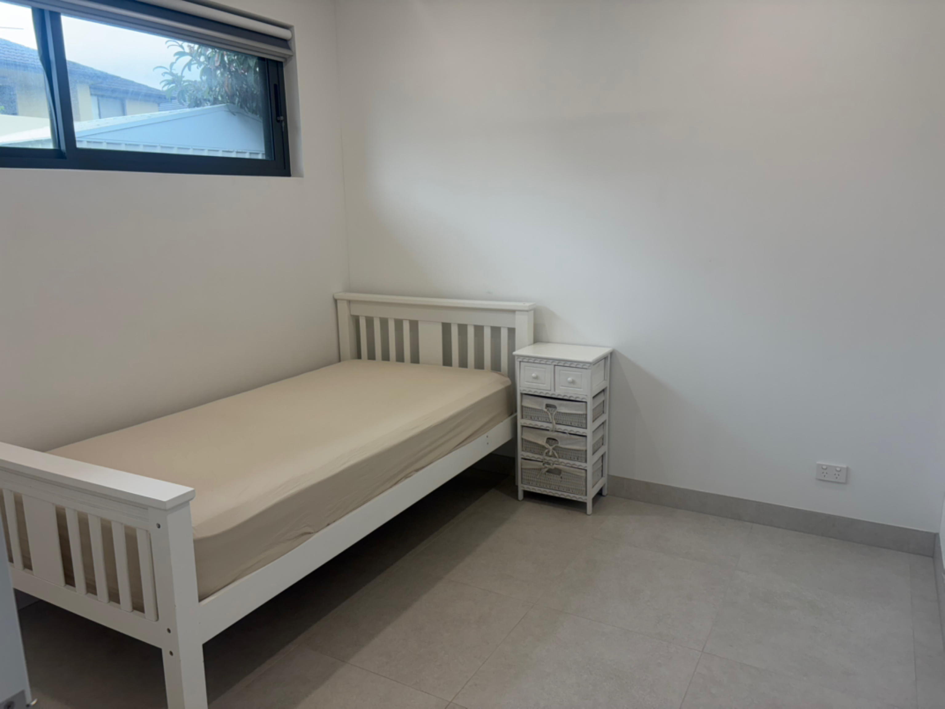 今日珀斯Revesby Heights Granny flat 招租 Revesby Heights Granny flat 招租