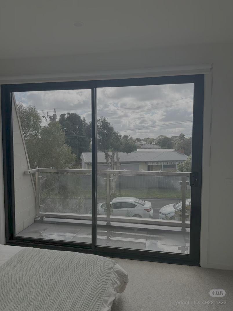 今日墨尔本Burwood 墨尔本迪肯大学附近主卧独卫车库找室友 Burwood 墨尔本迪肯大学附近主卧独卫车库找室友