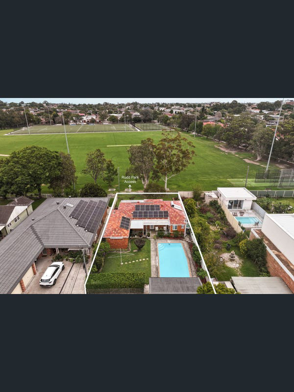今日悉尼Belfield 独栋整租步行十余分钟到Campsie站 车程6分钟达Burwood Belfield 独栋整租步行十余分钟到Campsie站 车程6分钟达Burwood