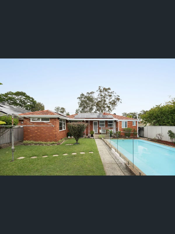 今日悉尼Belfield 独栋整租步行十余分钟到Campsie站 车程6分钟达Burwood Belfield 独栋整租步行十余分钟到Campsie站 车程6分钟达Burwood