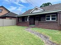 Hurstville  Hurstvillr静街大房出租带大衣柜