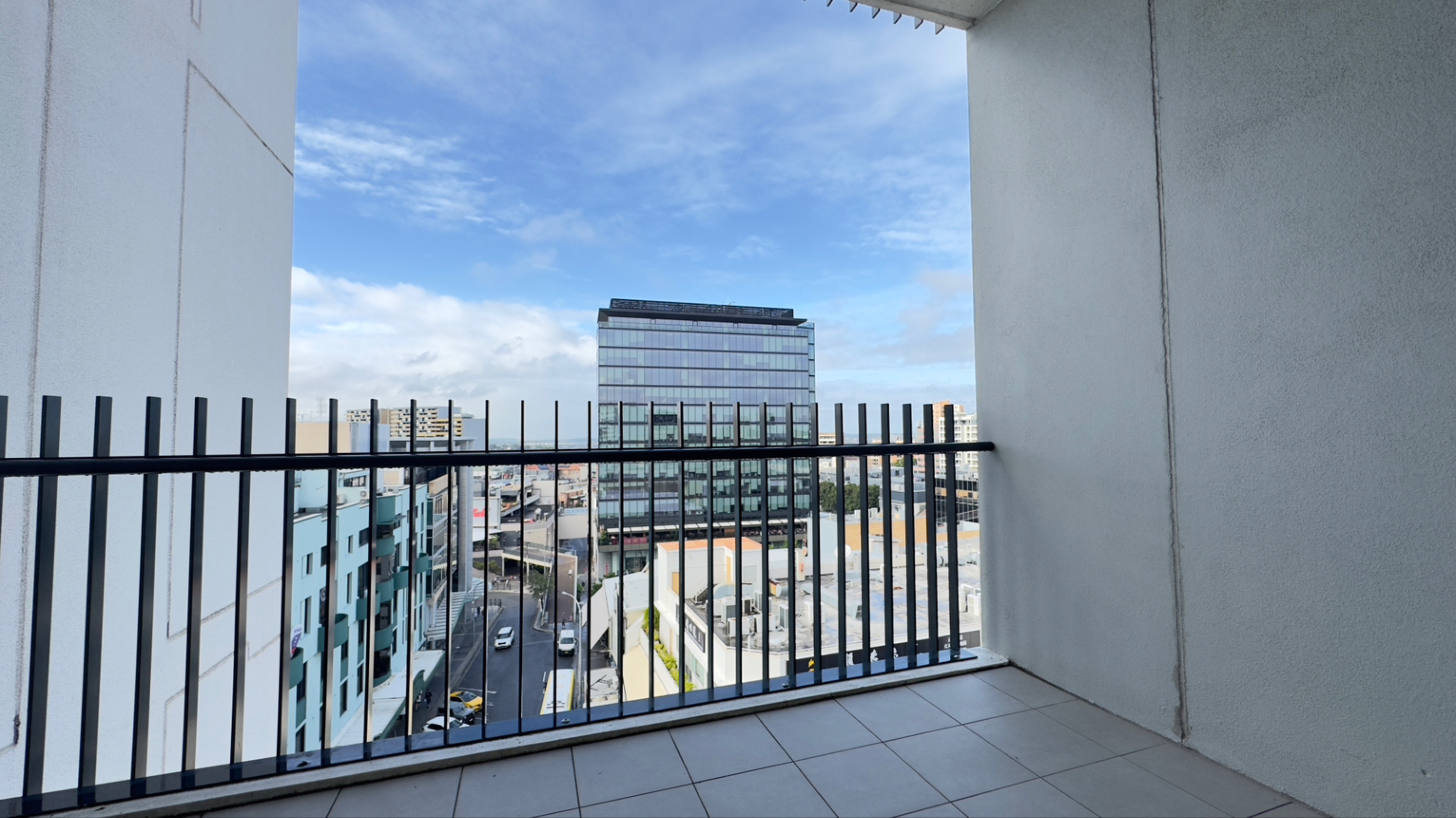 今日悉尼Hurstville 全新apartment 主卧1房1卫整套出租imperial Hurstville 全新apartment 主卧1房1卫整套出租imperial