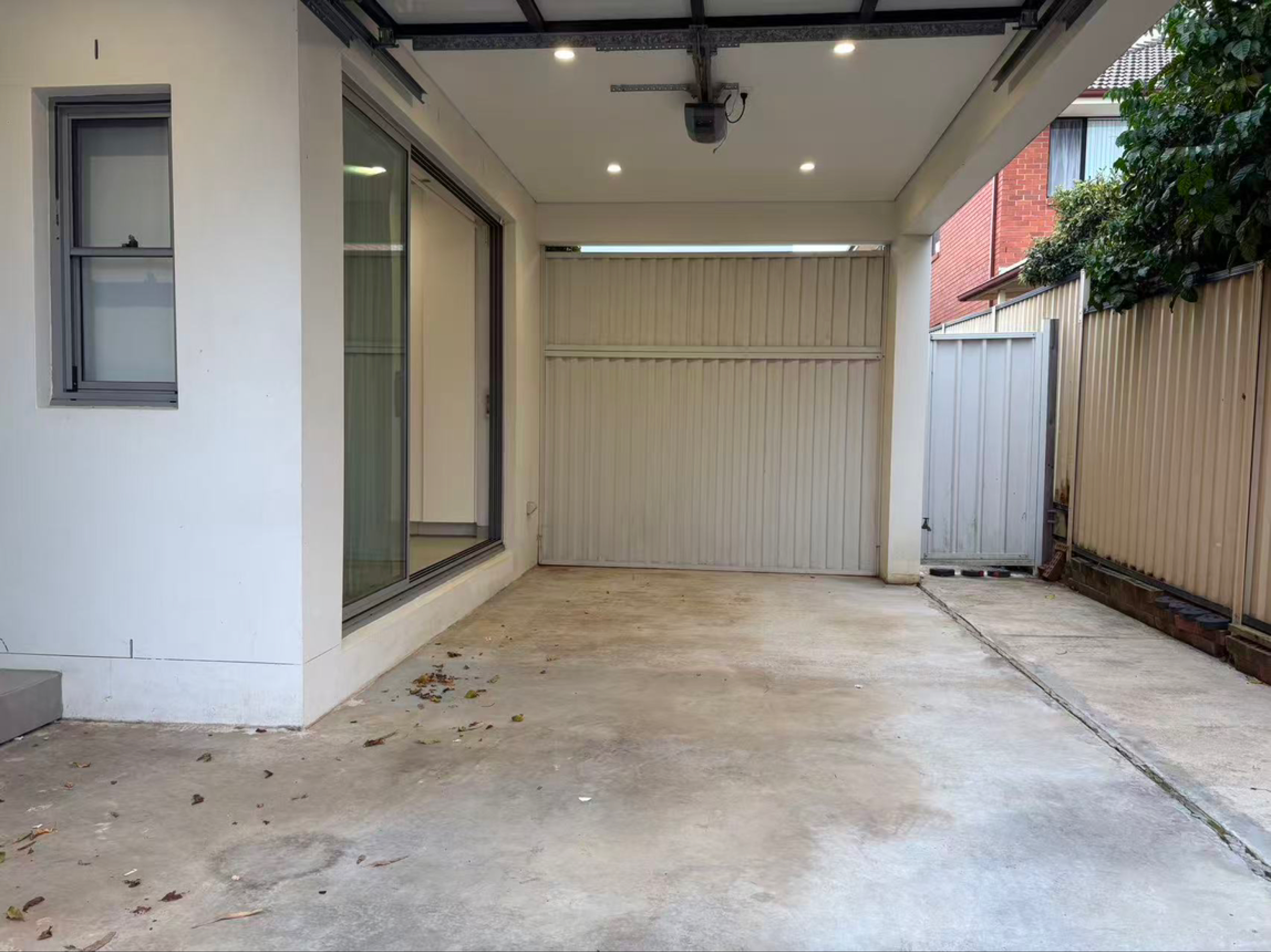 今日悉尼Hurstville 两房一卫整租 Hurstville 两房一卫整租