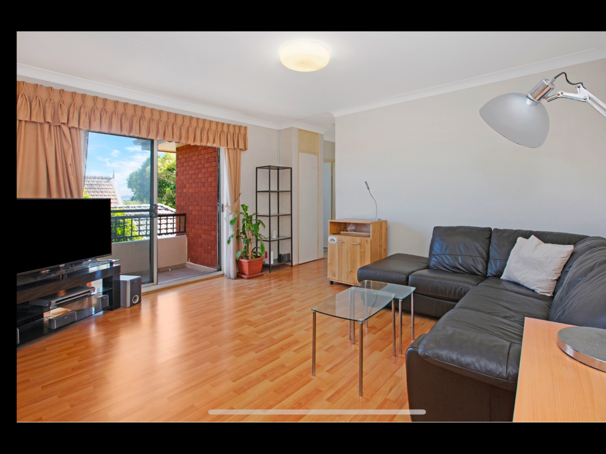 今日悉尼Croydon Burwood边300米火车站家具全安全便利街 Croydon Burwood边300米火车站家具全安全便利街
