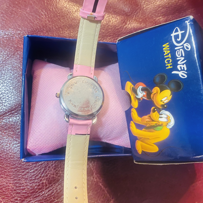今日珀斯可愛的Disney迪士尼米老鼠手表10 可愛的Disney迪士尼米老鼠手表10
