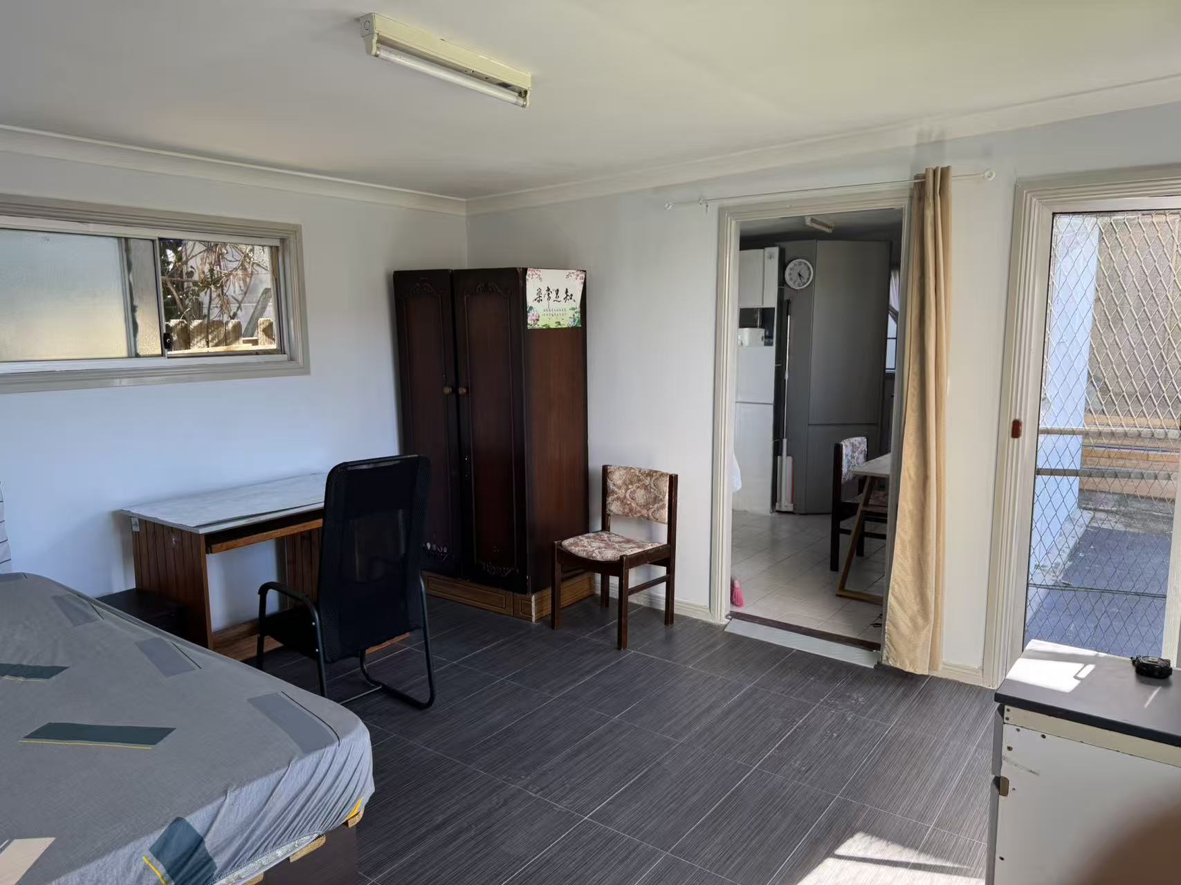 今日悉尼Arncliffe 近 banksia 车站granny flat 整租 全包 明亮通风 Arncliffe 近 banksia 车站granny flat 整租 全包 明亮通风