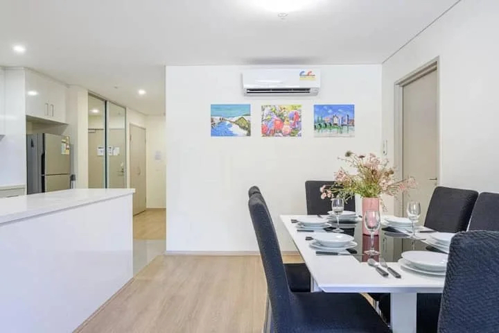 今日墨尔本Burwood Westfield旁边两房公寓出租 Burwood Westfield旁边两房公寓出租