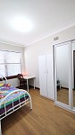 Epping 步行650米到車站 Metro 20分鐘到市區 近Macquarie大學