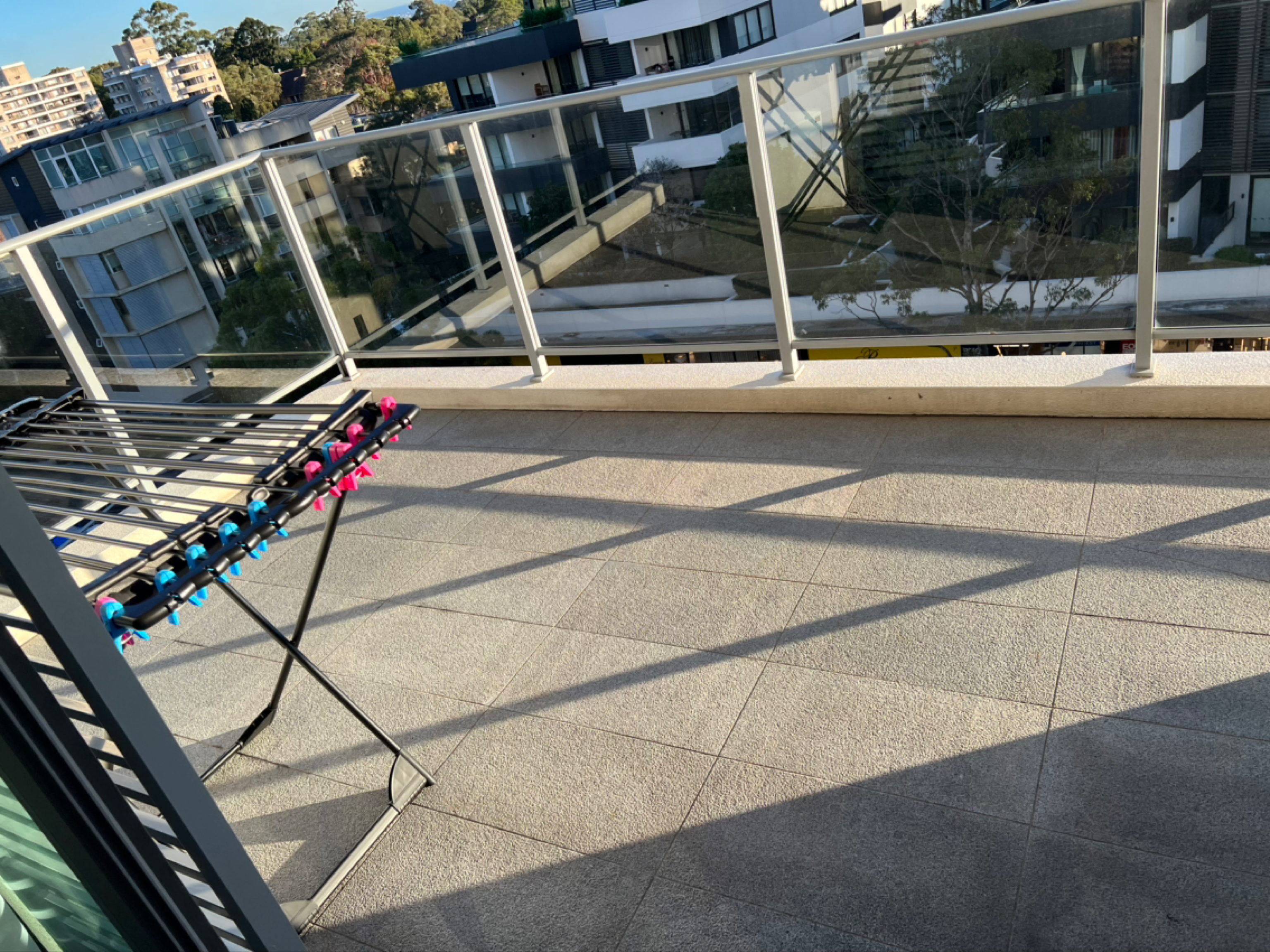 今日悉尼Chatswood 步行2分半到火车站 Chatswood 步行2分半到火车站