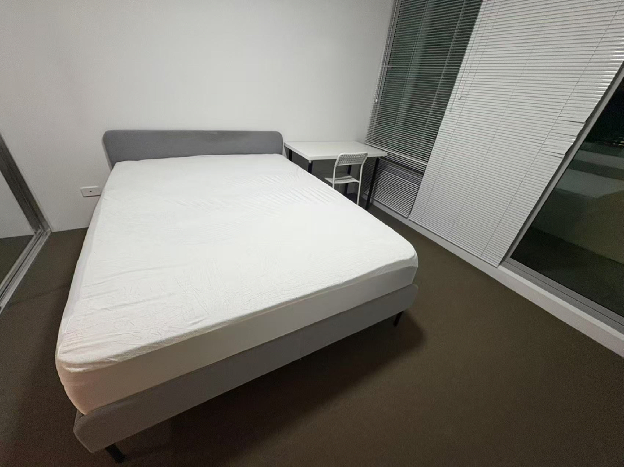 今日悉尼Zetland 两室两卫提供家具家电 地段优越 Zetland 两室两卫提供家具家电 地段优越
