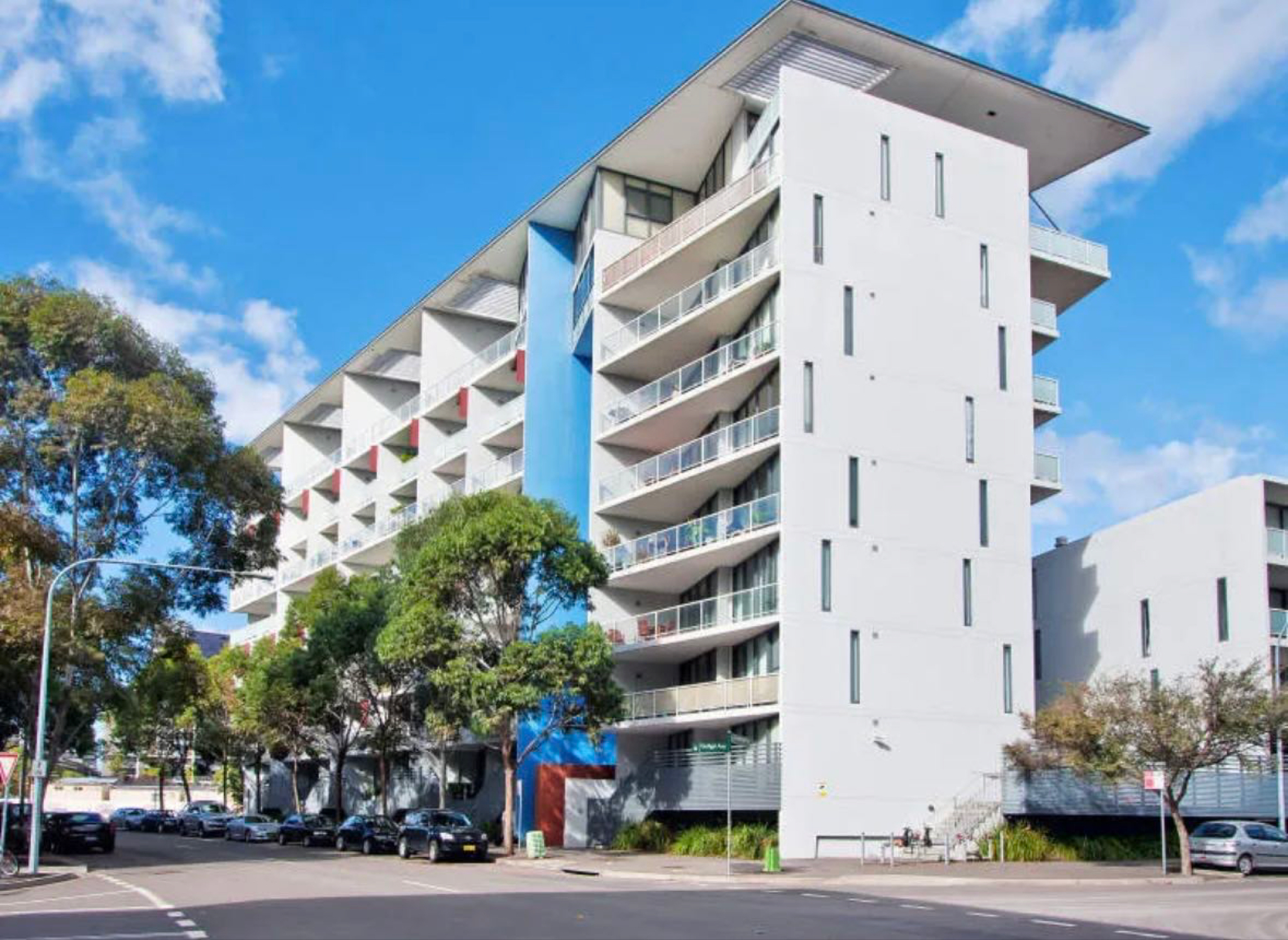 今日悉尼Zetland 两室两卫木地板提供家具家电 Zetland 两室两卫木地板提供家具家电