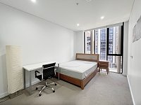 Mascot  主臥带家具出租 570