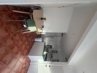 Rosanna  全新家具 三间单间出租