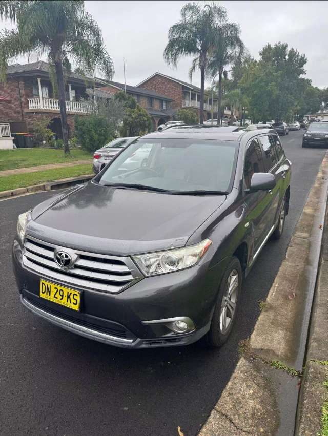今日悉尼悉尼忍痛出售才开一年的爱车 悉尼忍痛出售才开一年的爱车