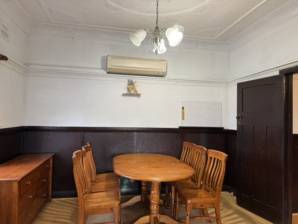 今日悉尼Guildford house 整租6分钟步行火车站 Guildford house 整租6分钟步行火车站