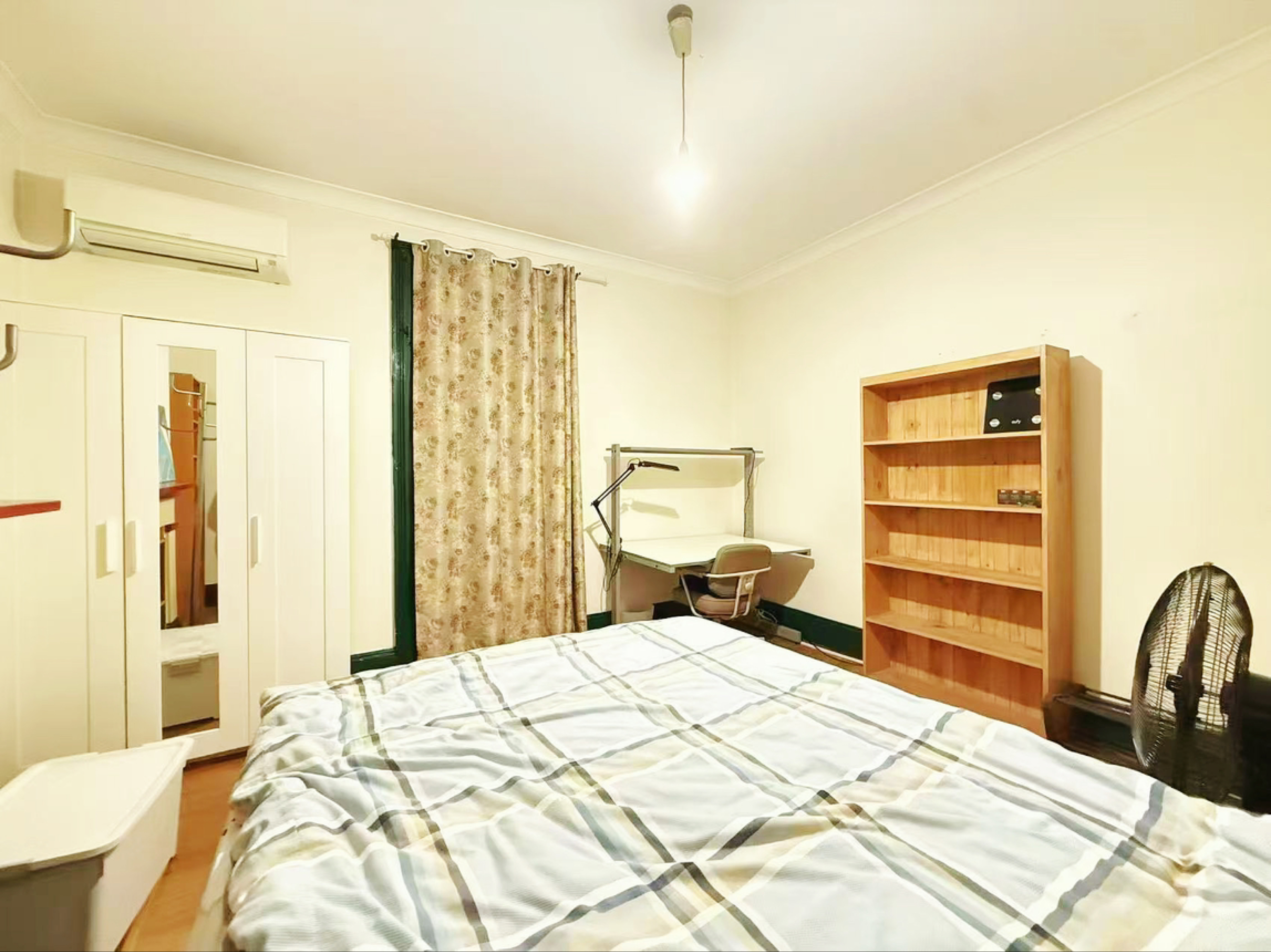 今日珀斯Chippendale 近usyd townhouse房间出租 Chippendale 近usyd townhouse房间出租