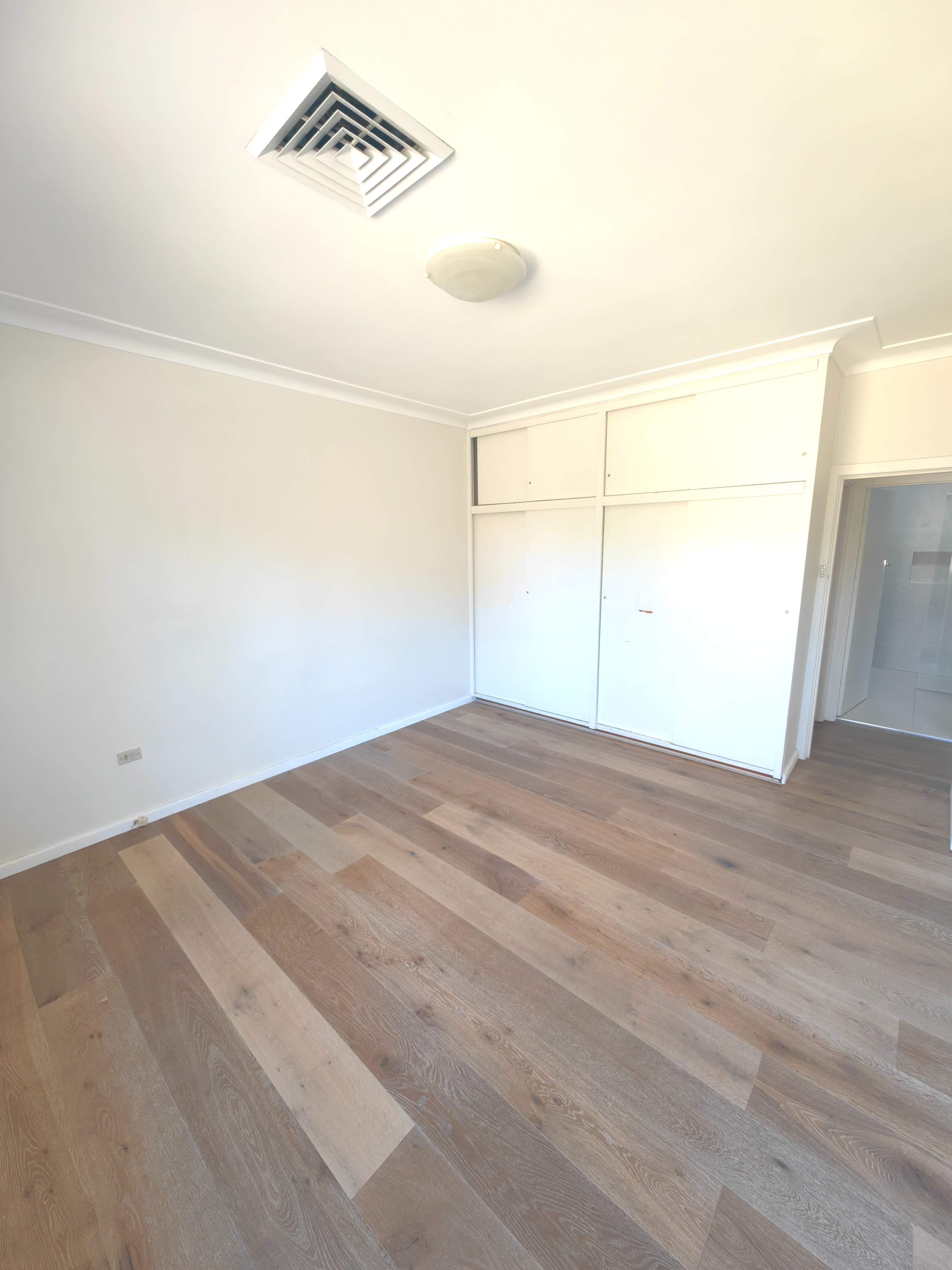 今日悉尼North Epping 整租 4房House North Epping 整租 4房House