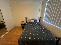 Burwood 悉尼单间招租 离火车站3分钟