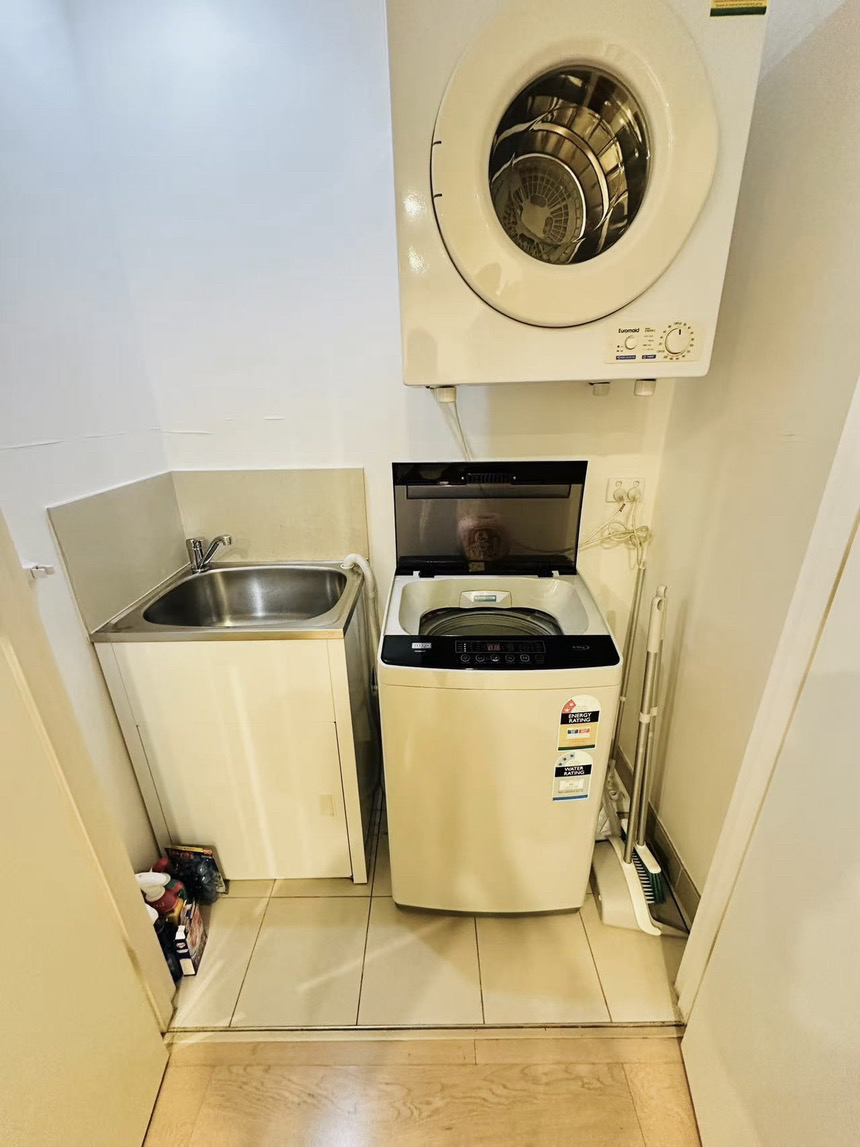 今日珀斯Rhodes 水景2b2b 单间独卫出租 Rhodes 水景2b2b 单间独卫出租