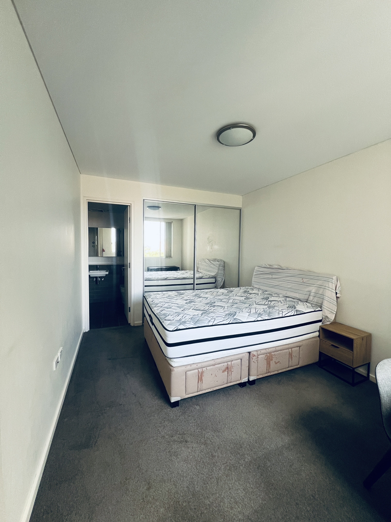 今日珀斯Strathfield 超大主卧 拎包入住 Strathfield 超大主卧 拎包入住