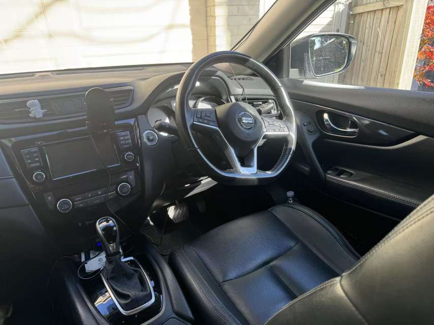 今日悉尼出让2018年尼桑XTrail 7座家用SUV 出让2018年尼桑XTrail 7座家用SUV