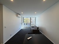 Waterloo 短租长租 Meriton两居室带阳台 独立洗衣房住起来很踏实
