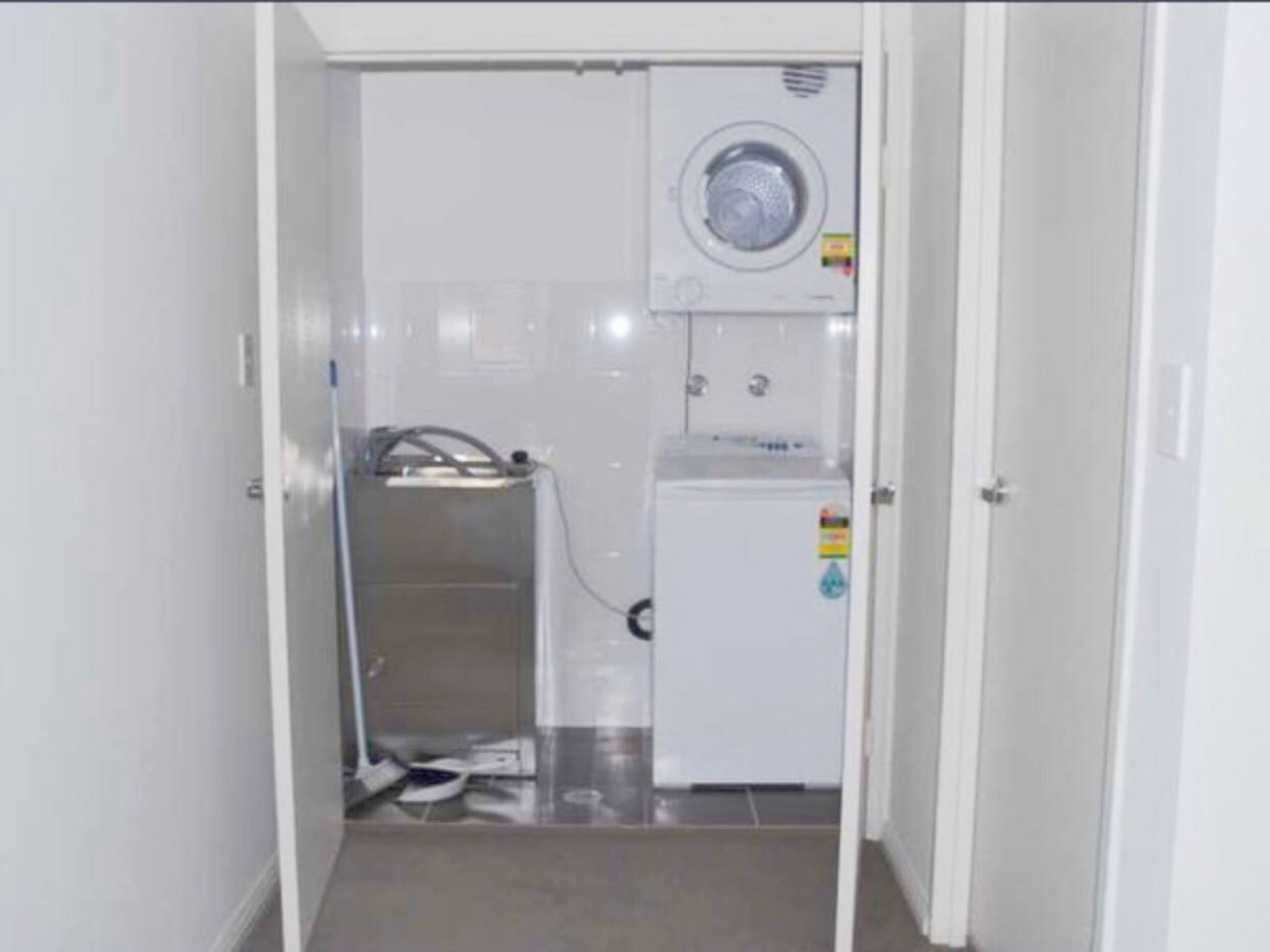 今日珀斯Parramatta 单人间Apartment近各种设施无限高速宽带 Parramatta 单人间Apartment近各种设施无限高速宽带
