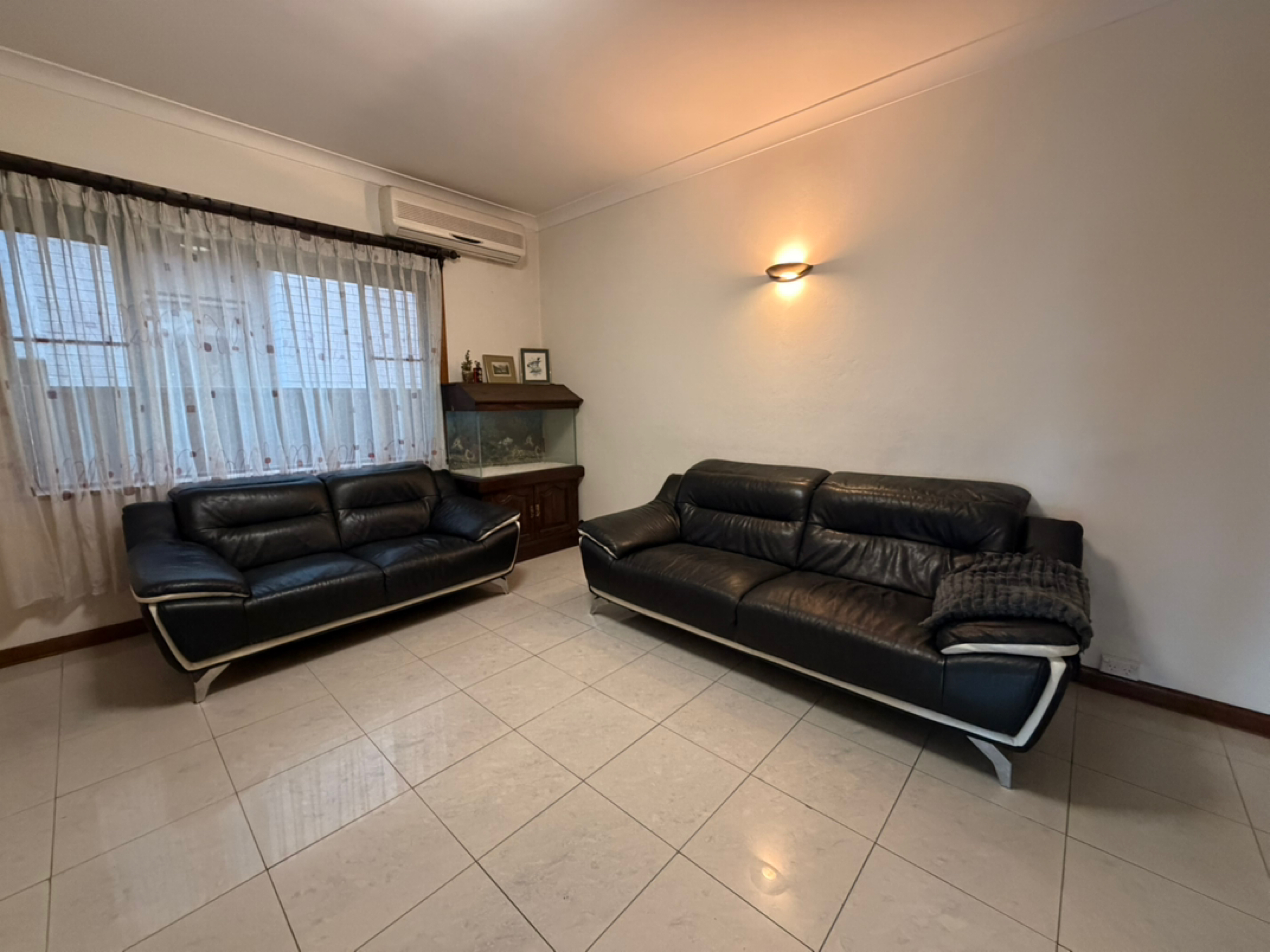 今日珀斯Hurstville 大house 出租 Hurstville 大house 出租