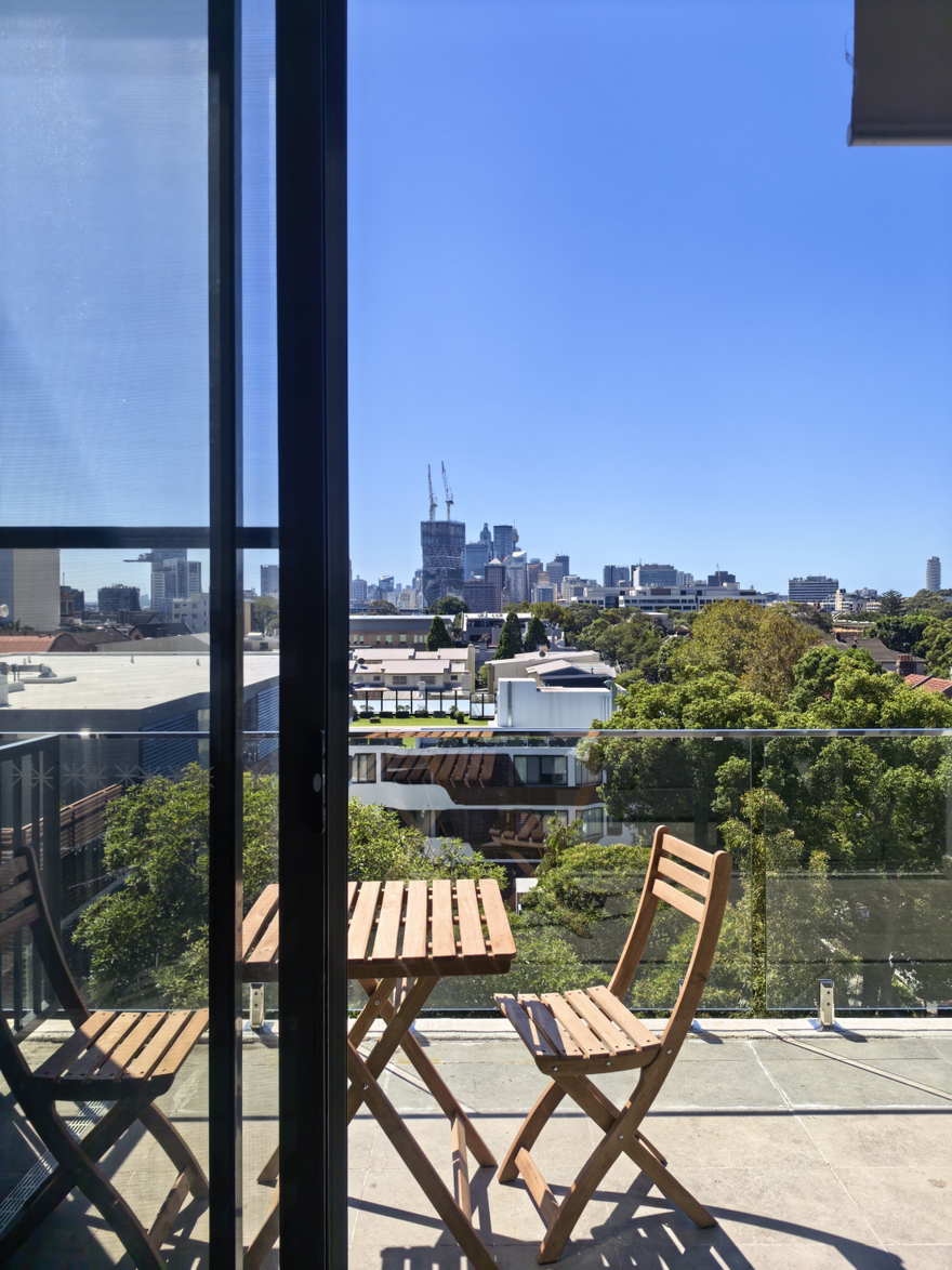 今日悉尼Redfern 整租转租高层阳光1b全套家具家电近站悉尼大学 Redfern 整租转租高层阳光1b全套家具家电近站悉尼大学