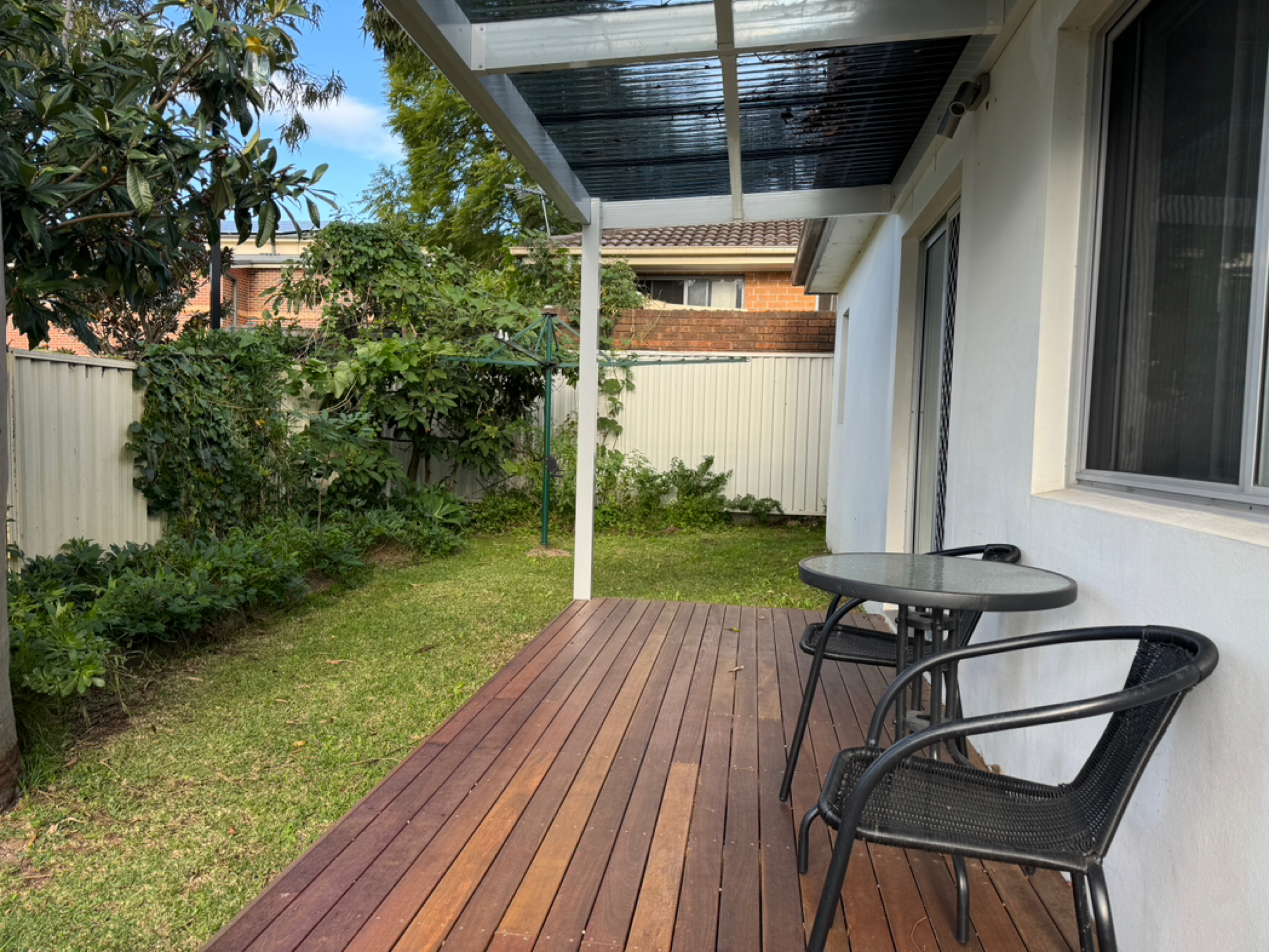 今日珀斯Hurstville 两室一厅granny 双砖屋包Bill可养一小宠 Hurstville 两室一厅granny 双砖屋包Bill可养一小宠