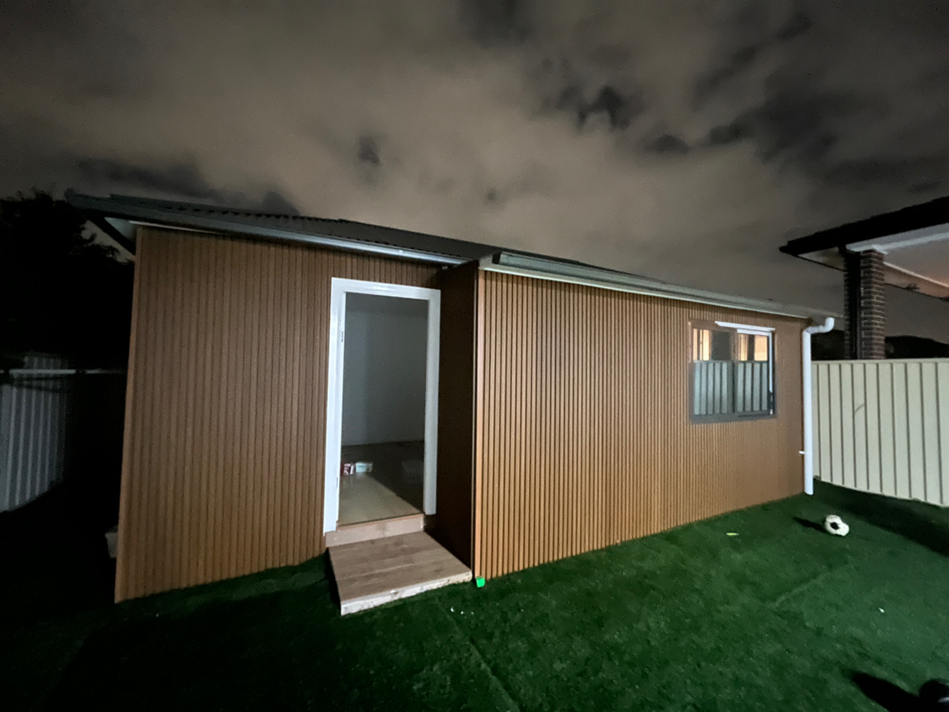 今日珀斯Merrylands 精致House出租 Merrylands 精致House出租