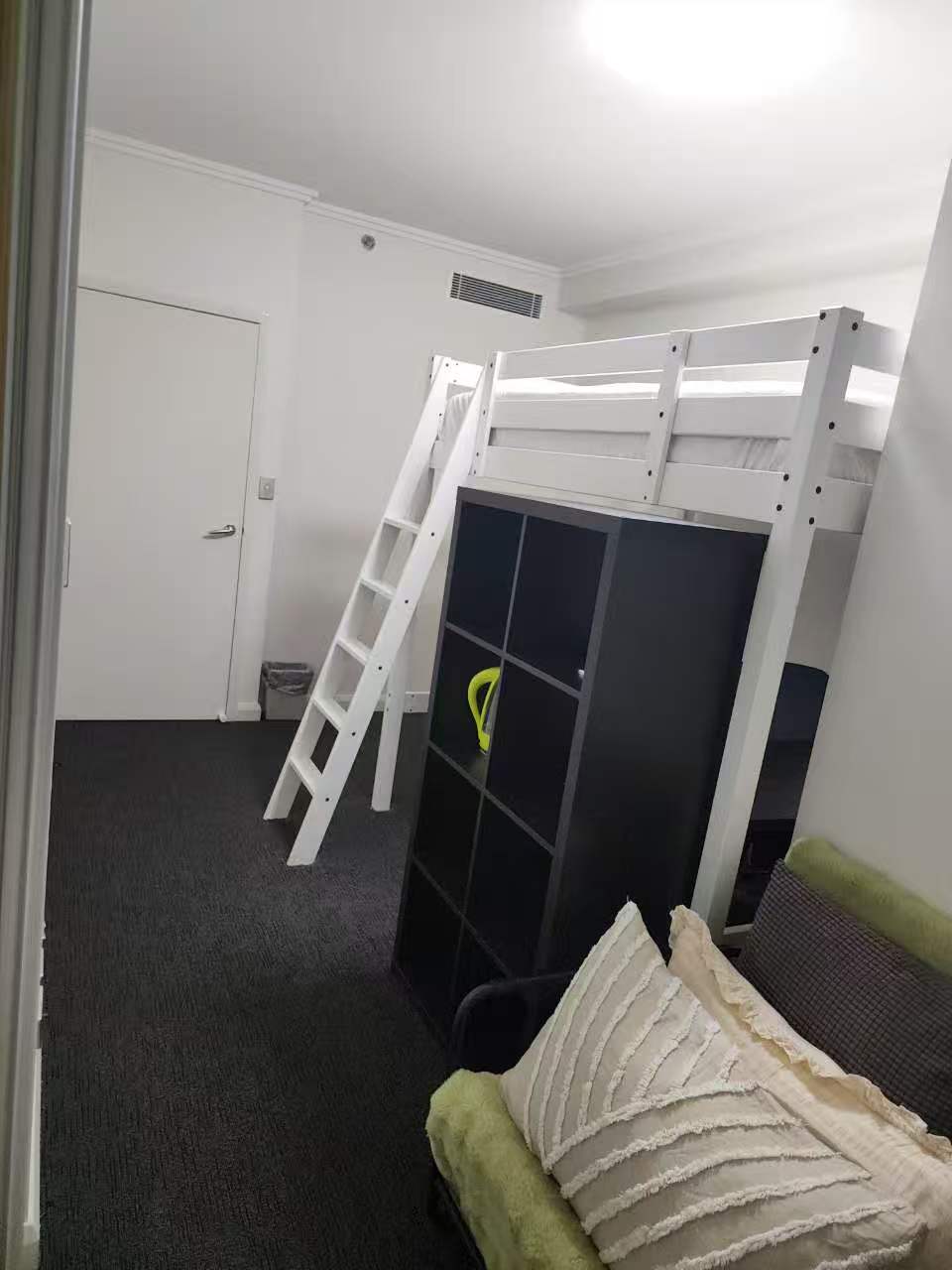 今日珀斯Sydney 次卧降价出租每周630 Sydney 次卧降价出租每周630