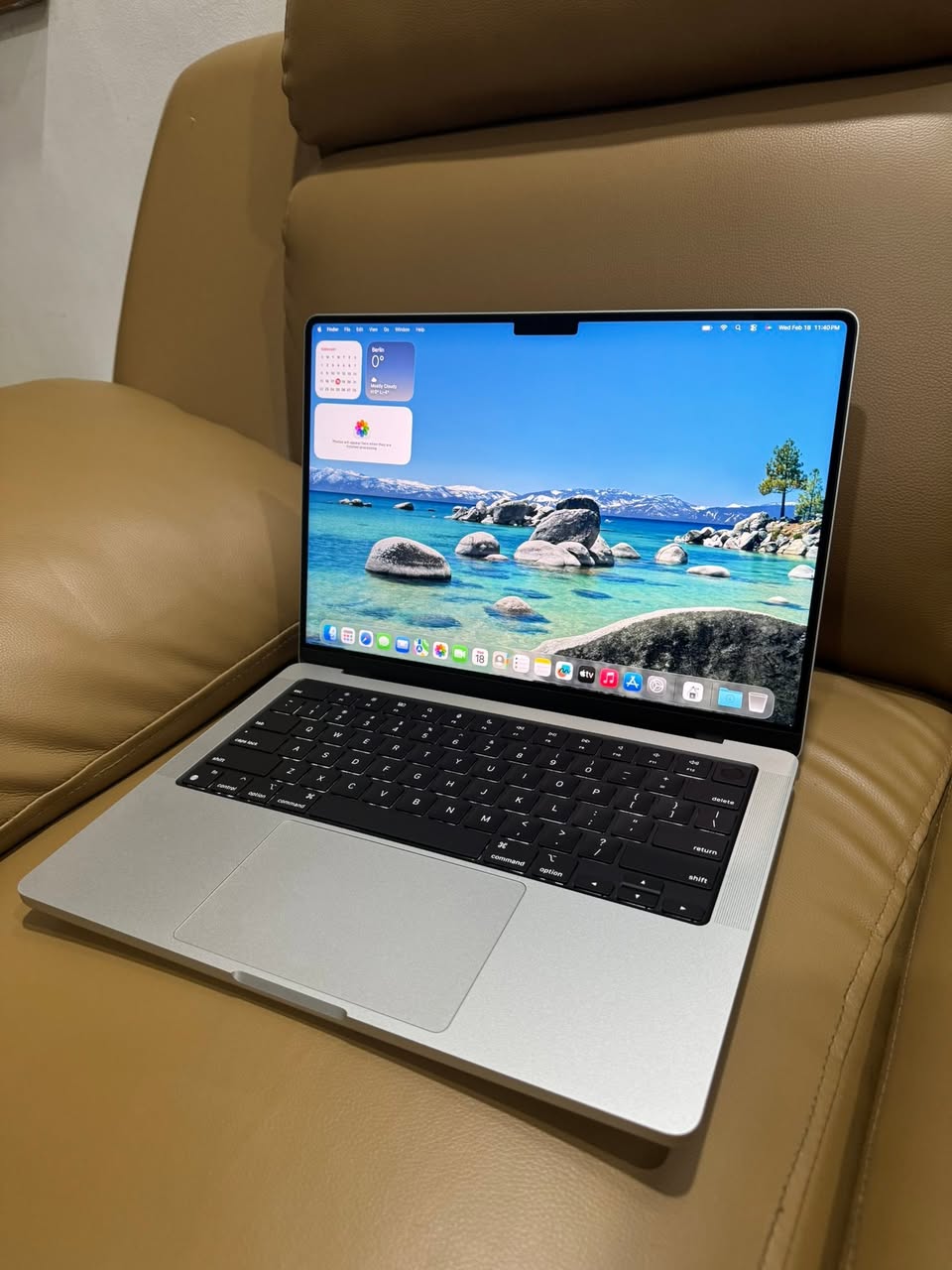 今日珀斯回国售2020购买的16 寸 MacBook Pro i7六核 回国售2020购买的16 寸 MacBook Pro i7六核