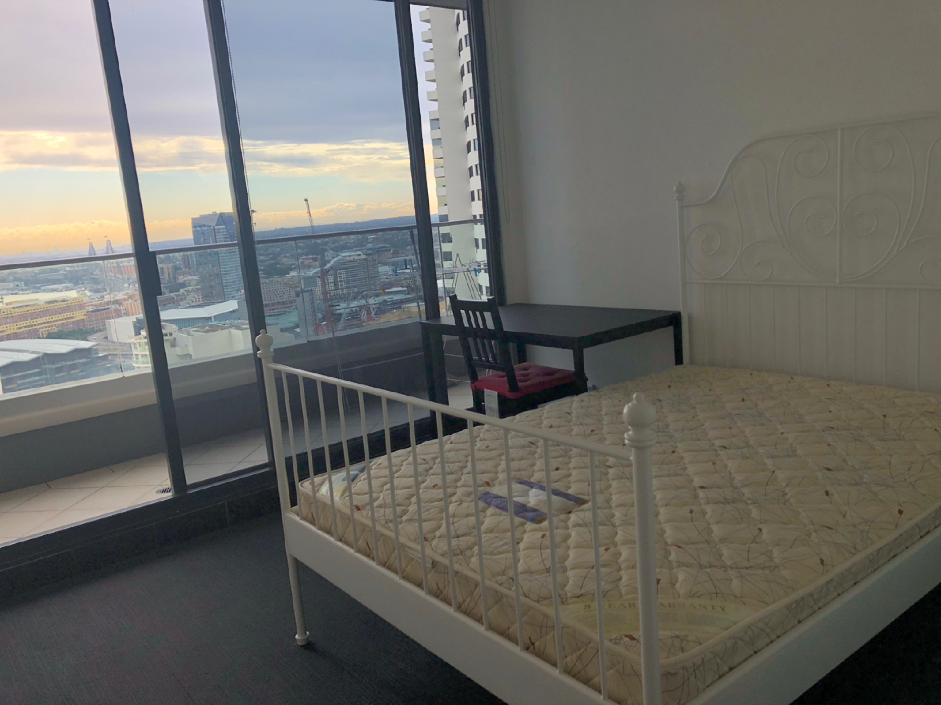 今日珀斯Sydney City市中心 宽敞明亮主卧次卧出租 7月2日可入住 Sydney City市中心 宽敞明亮主卧次卧出租 7月2日可入住