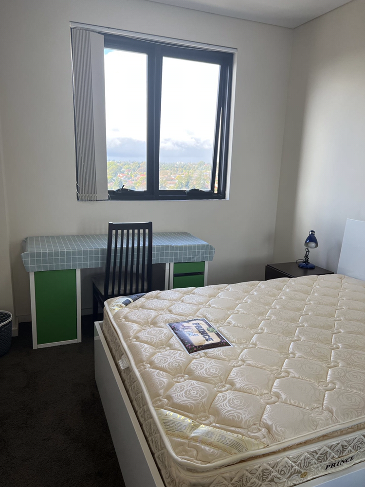 今日墨尔本Burwood 近新Apartment 次卧带独立卫浴出租 Burwood 近新Apartment 次卧带独立卫浴出租